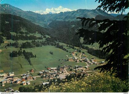 CPM Les Gets Vue Partielle de la Station et le Mont Blanc