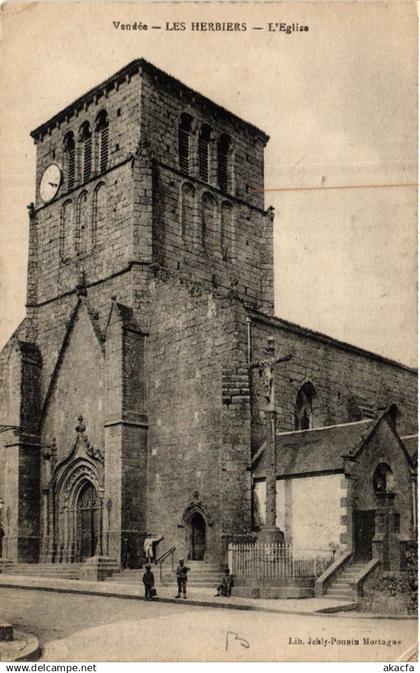CPA Les HERBIERS - Église (637002)