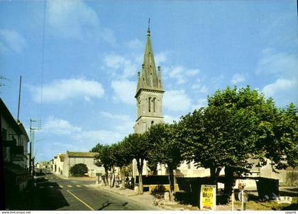 CPSM Les Mathes La Rue Principale Et I'Eglise