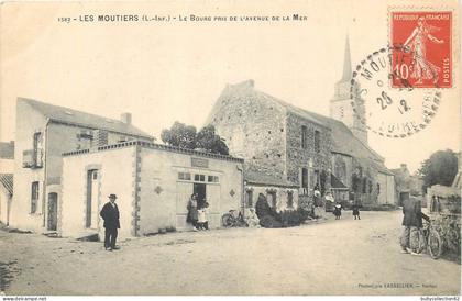 CPA Les Moutiers-en-Retz  44/194