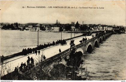 CPA Les Ponts-de-Cé Le Grand Pont (1180406)