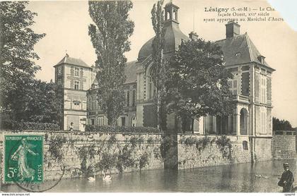 CPA Lesigny (S et M) Le Chateau Facade Ouest XVe Siecle ayant appartenu au Marechal d'Ancre