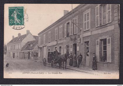 Lèves-La Grande Rue