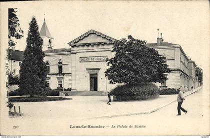 CPA Lons Le Saunier Le Palais De Justice