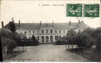 CPA Loudun Hotel de Ville