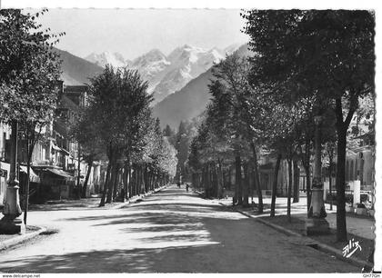 CPA LUCHON -timbrée 1955 -allées d'etigny