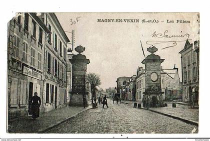 CPA-Carte Postale-France-Magny en Vexin-Les piliers-1917VM14227