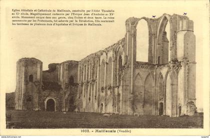 CPA Maillezais Vendee Eglise Abbatiale et Cathedrale de Maillezais