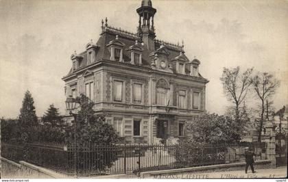 CPA Maisons Laffitte L'Hotel de Ville
