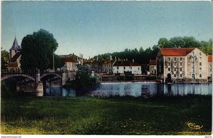 CPA Malicorne-sur-Sarthe Moulin et entree de la Ville FRANCE (1451215)