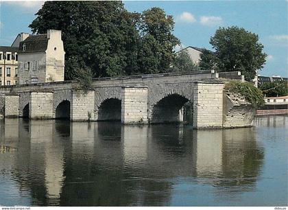 Carte Postale - 78 - Mantes la Jolie - Le vieux pont de Limay - CPM - Flamme Postale de Mantes la Jolie - Voir Scans Rec