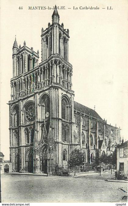 CPA Mantes la Jolie la cathedrale