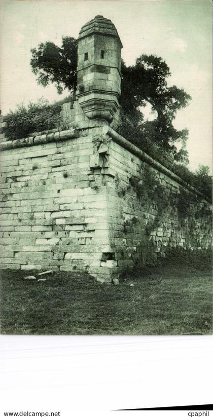 CPA Environs de Marennes remparts de Brouage
