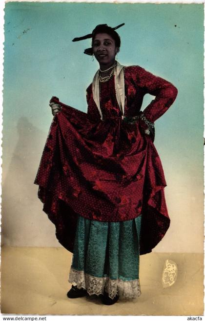 PC MARTINIQUE MARTINIQUE EN COSTUME LOCAL (a79515)