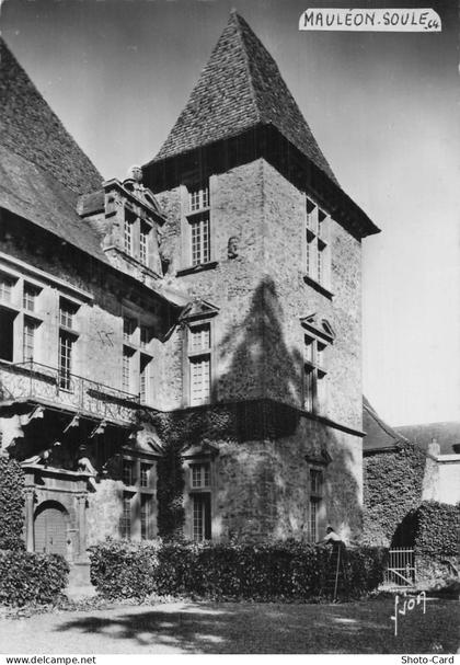 64 MAULEON LICHARRE CHATEAU D ANDURAIN