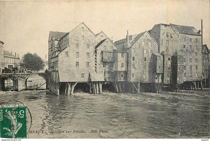CPA Meaux Moulins sur Pilotis