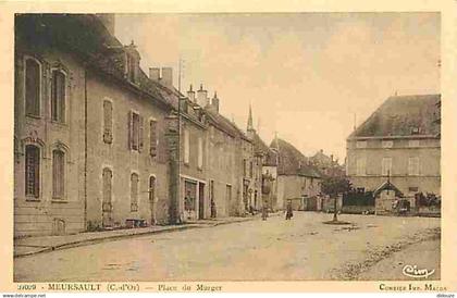 21 - Meursault - Place du Murger - Animée - CPA - Voir Scans Recto-Verso