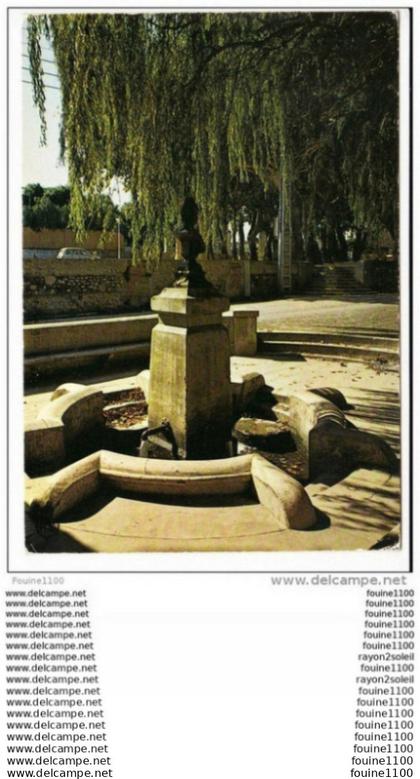 carte ( format 15 x 10,5 cm )  millas   fontaine ( recto verso )