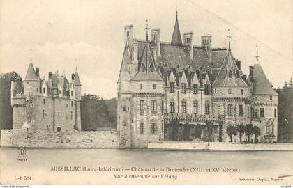 CPA Missillac (Loire Interieure) Chateau de la Brestesche (XIIIe et XVe Siecles) Vue D'Ensemble sur l'Etang