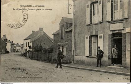 44 - MOISDON-LA-RIVIERE - poste - départ des facteurs