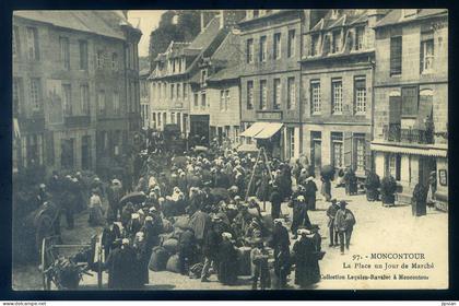 cpa du 22 Moncontour -- la Place un jour de Marché     FEV26-03