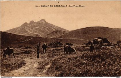 CPA MONT-PILAT - Le Massif du MONT-PILAT - Les Trois-Dents (487521)