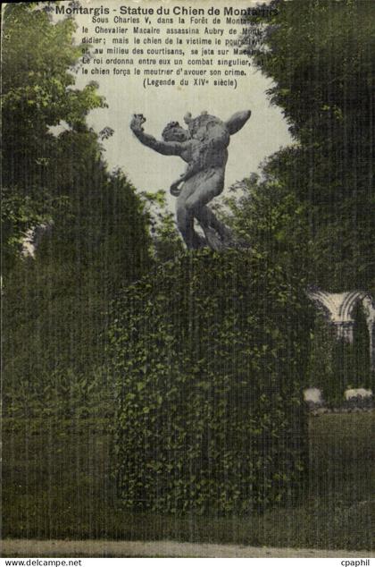 CPA Montargis Statue du Chien de Montargis