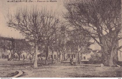 MONTAUROUX(ARBRE)