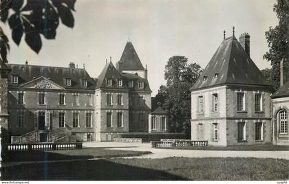 CPM Montmirail (Marne) Le chateau