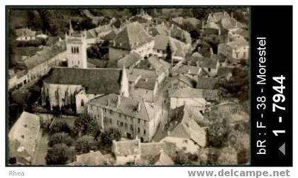 38 Morestel - 23403. MORESTEL (Isère) Le Centre et l'Eglise - vue aerienne - cpsm -  /  D38D  K38261K  C38261C