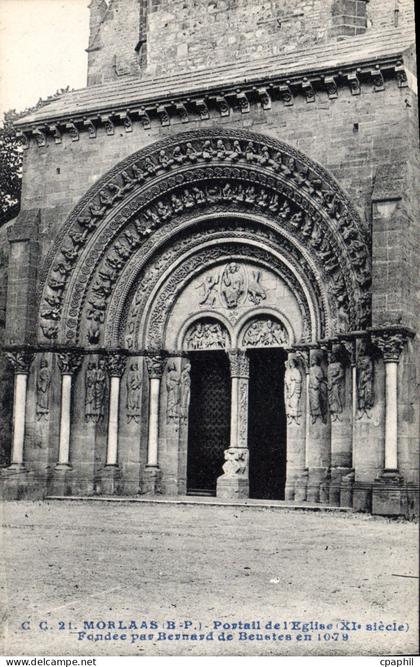 CPA Morlaas Basses Pyrenees Portail de L'Eglise