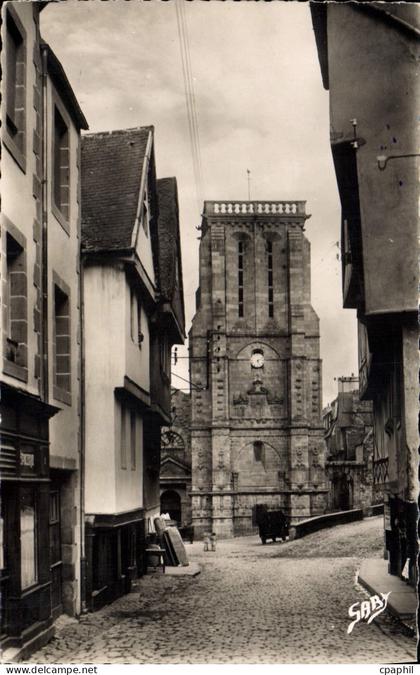 CPA Morlaix Finistere Eglise Saint Mathieu