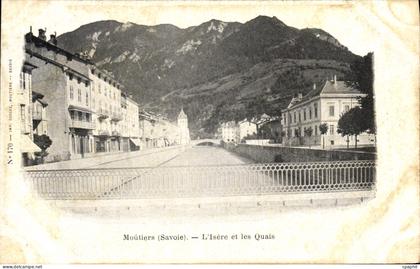 CPA Moutiers Savoie l'Isere et les Quais