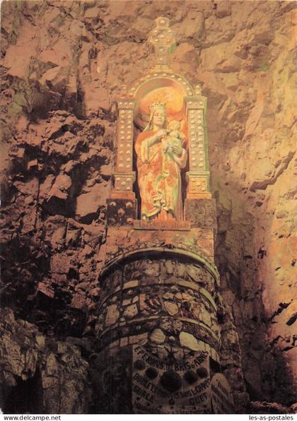 80 NAOURS LES GROTTES DE NAOURS
