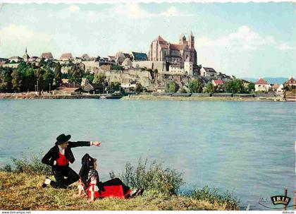 Carte Postale - 68 - Neuf-brisach - Le Rhin et vieux-brisach - Folklore - Carte dentelée - CPSM grand format - Voir Scan