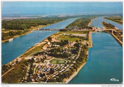 NEUF BRISACH - Ile du Rhin - Vogelgrun - MOTEL L'EUROPEENVue aérienne du Camping "Ile du Rhin"