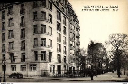 CPA Neuilly sur Seine Boulevard des Sablons