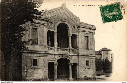 CPA NEUVILLE-sur-SAONE - Scene - Salle (692754)
