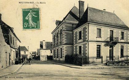 37 - NEUVY-LE-ROI - La Mairie
