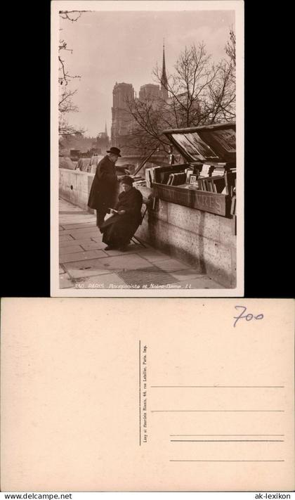 CPA Paris Bouquiniste et Notre-Dame 1930