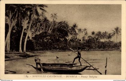 CPA Dumbea Neukaledonien, Einheimische am Strand mit Boot