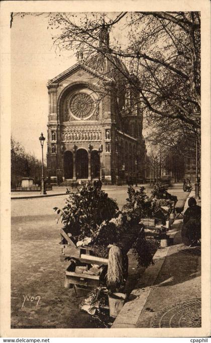 Paris CPA L'eglise Saint Augustin