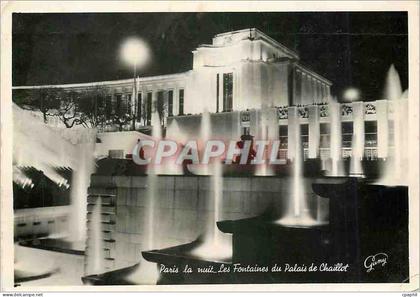 CPM Paris la nuit Les Fontaines du Palais de Chaillot
