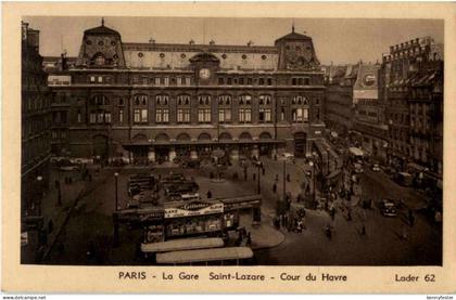 Paris - La Gare Saint Lazare