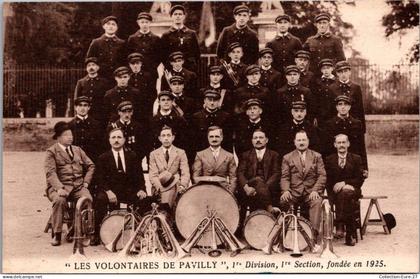 (07/12/25) 76-CPA PAVILLY - LES VOLONTAIRES DE PAVILLY