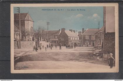 22 - PENVENAN - La place du Bourg