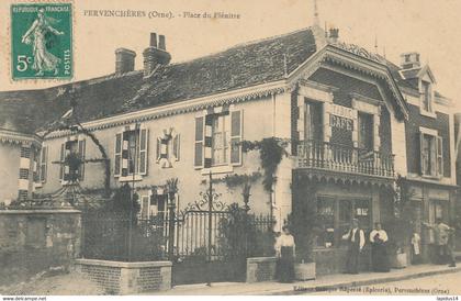 AU 919 / CPA   PERVENCHERES    (61 ) PLACE DU PLENITRE