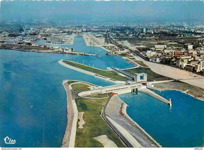 69 - Pierre Benite - Vue aérienne - Port industriel de Lyon Edouard Herriot - Le Rhone - Centrale hydroélectrique de l'E
