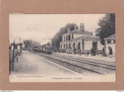 CPA 22 Plancoët la gare Nouvelles Galeries Edit. Plancoët