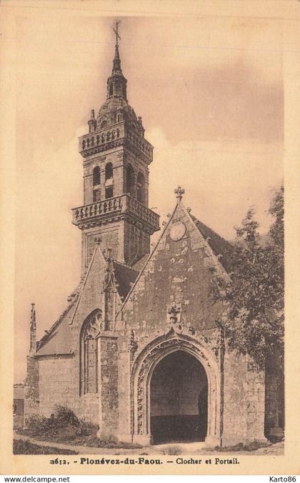 plonévez du faou * place , l'église , le clocher et le portail